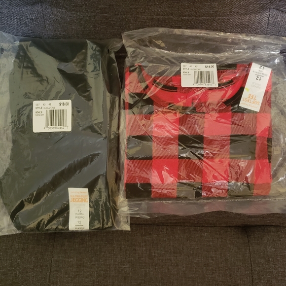 Adorable Red & Black Plaid Bow-Back Swing Top w/Jeggings Outfit NWT! - Picture 2 of 10